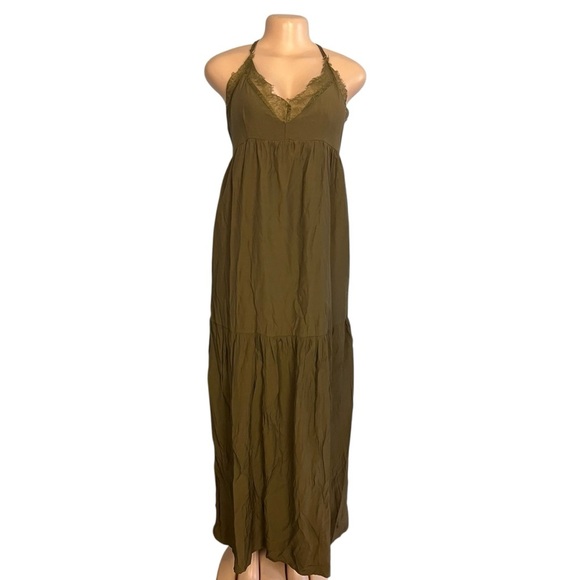 Lovestitch Elegant Olive Green Lace Maxi Dress - Picture 1 of 11